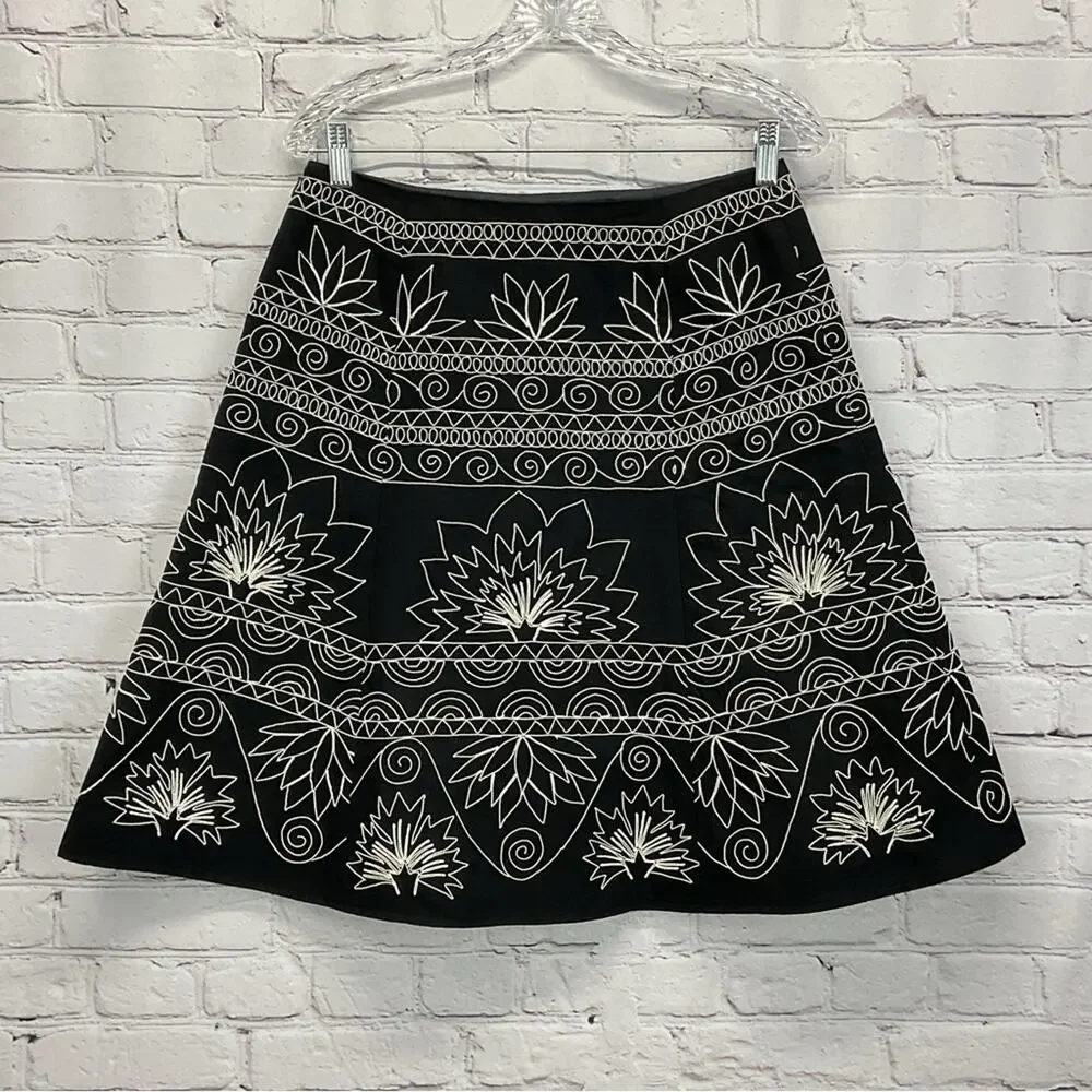 Talbots A-Line Skirt Women's Sz 8 Black/White Embroidered Lined Academia Casual